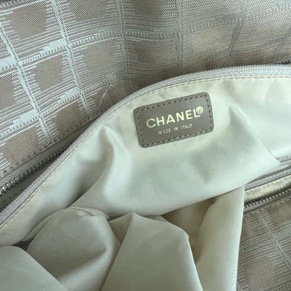 Chanel bag - Picture 4 of 16